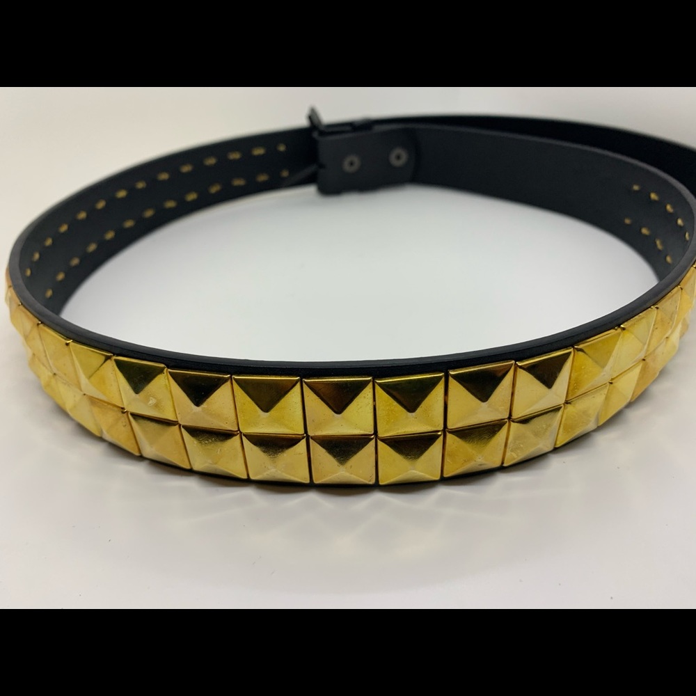 New Unisex Emo rocker goth Pyramid Studded belt / festival gear